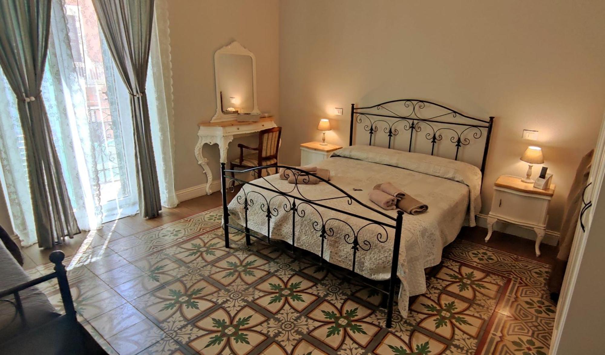 Hotel Belle Epoque Tarent Zewnętrze zdjęcie
